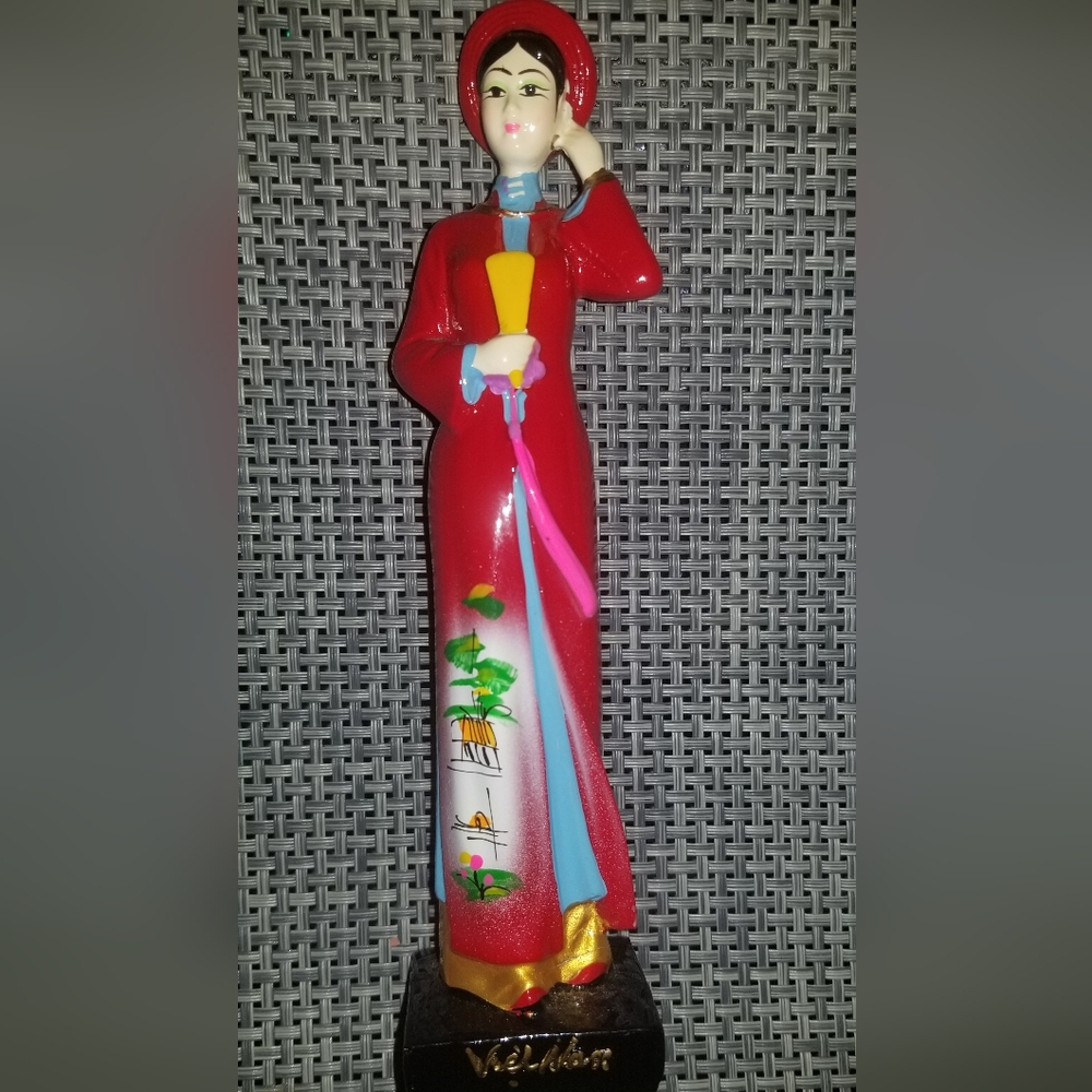 Vintage Vietnamese Figurine